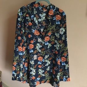 Simply Emma plus sized floral blouse
